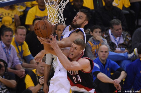 整个球队的 整个球队的